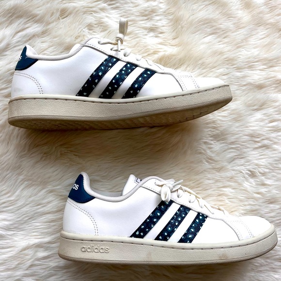 adidas Shoes - Adidas White & Blue Cheetah Print Grand Court Cloudfoam Sneakers Womens Size 8